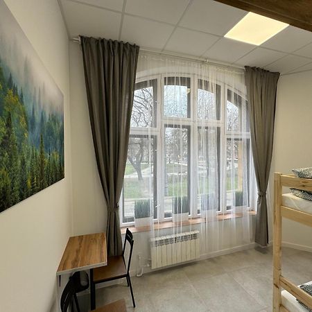 Green Hostel Katowice - 24H Parking エクステリア 写真